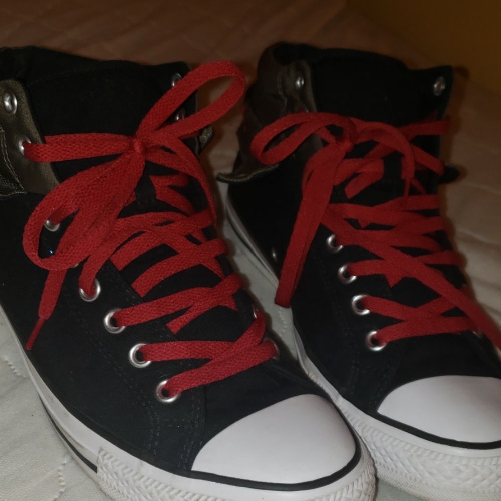 Black and red converse high tops
